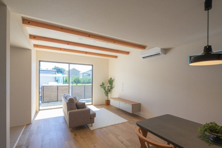 風が抜け、光が満ちる。心が晴れるおうち